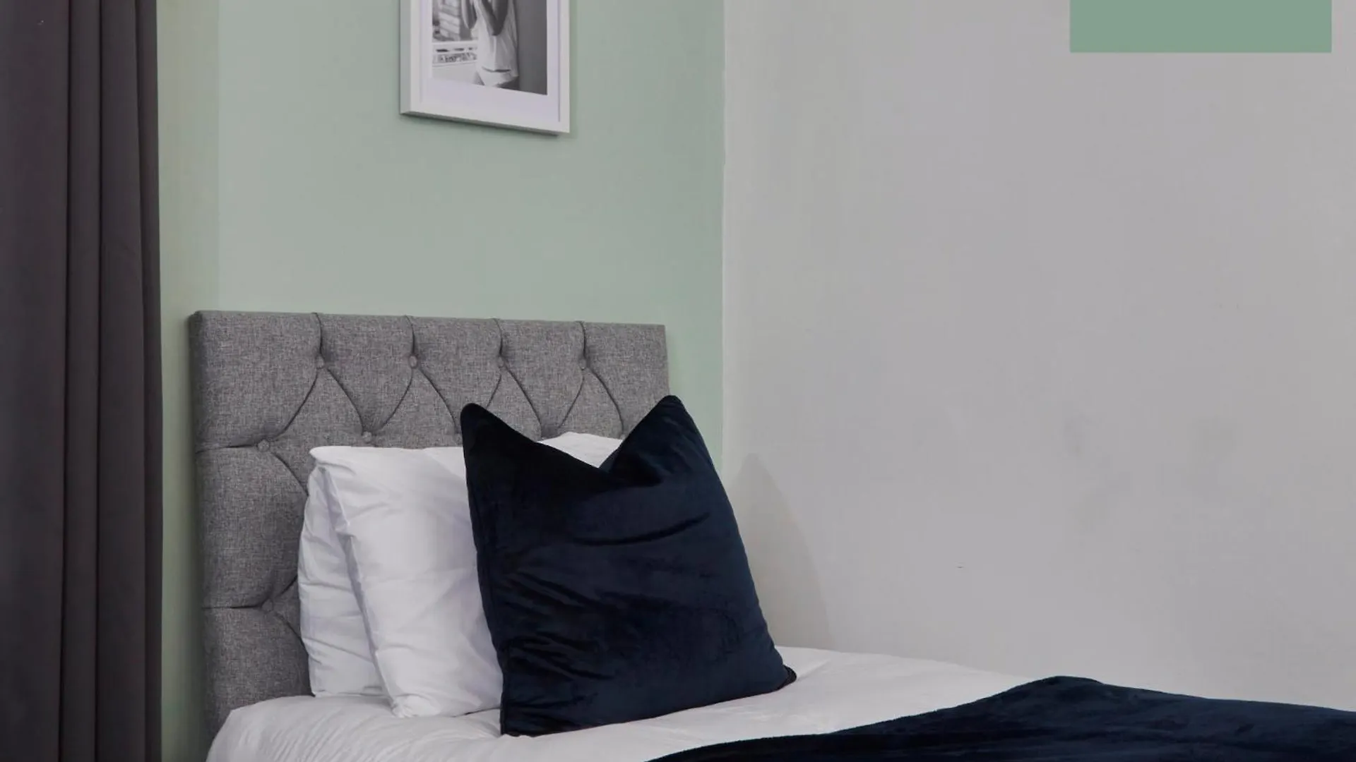 Дом отдыха Big 4Bedroom Bradford House With 6 Beds With Parking By Purestay- 7 Night Min!