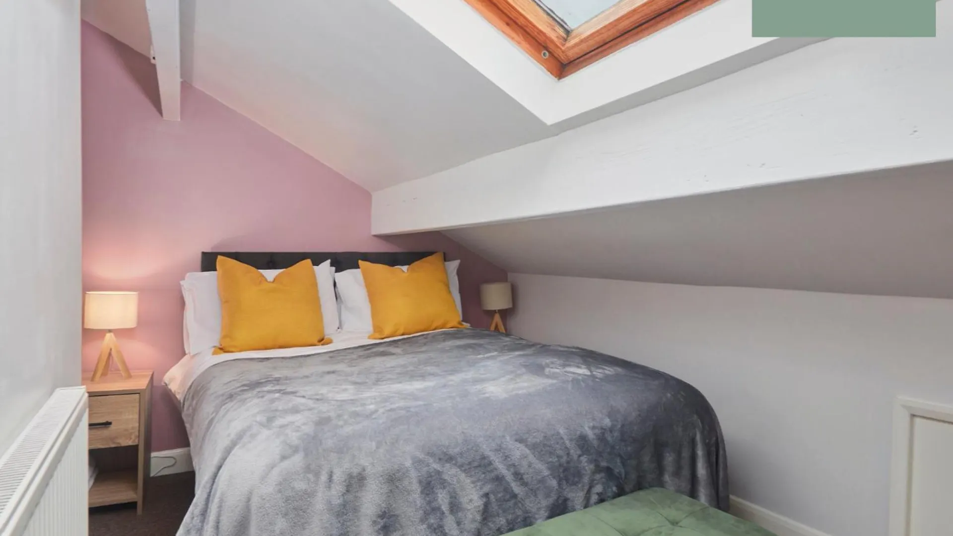 Дом отдыха Big 4Bedroom Bradford House With 6 Beds With Parking By Purestay- 7 Night Min! Великобритания